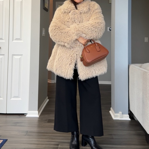 Faux fur coat hm size M - Picture 3 of 3